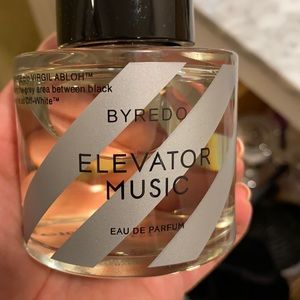 BYREDO ELEVATOR MUSIC used